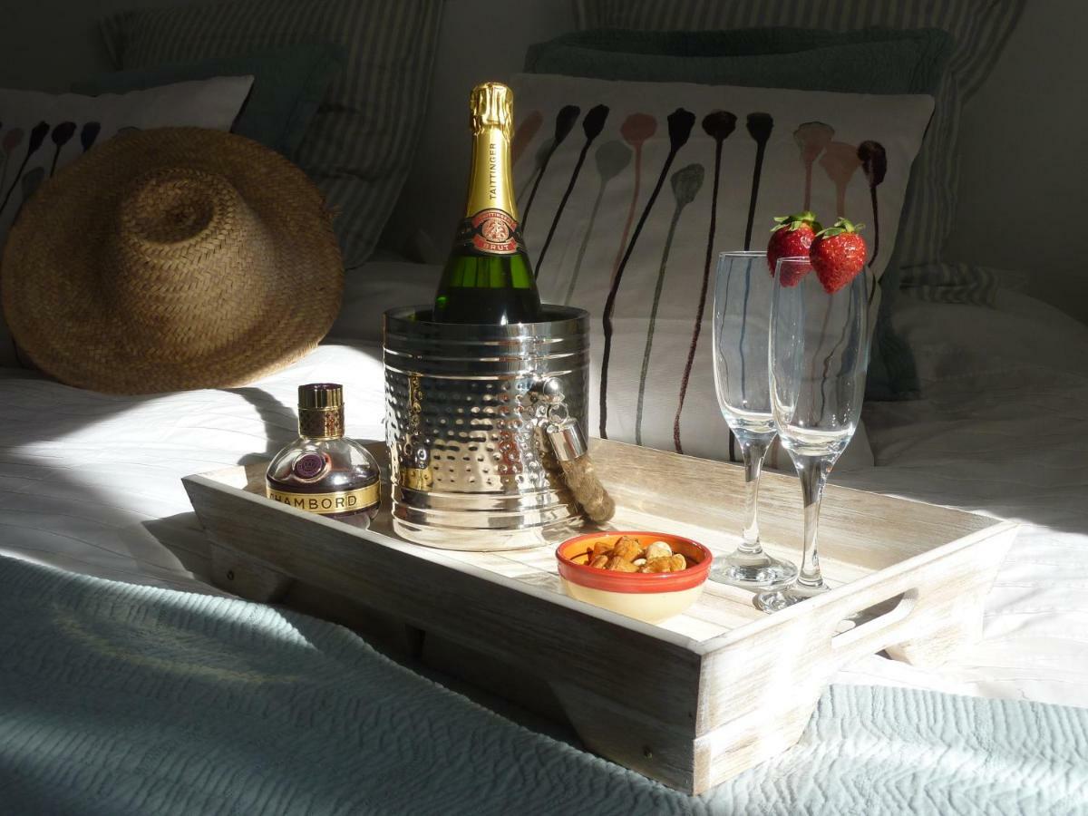Villa Breeze Boutique Guest Rooms, Marbella Sitio de Calahonda Екстер'єр фото