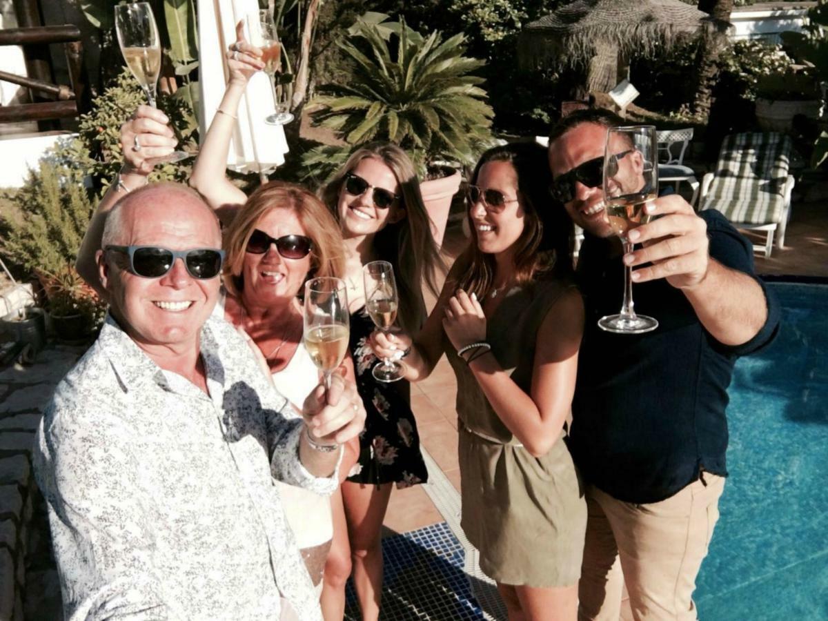 Villa Breeze Boutique Guest Rooms, Marbella Sitio de Calahonda Екстер'єр фото