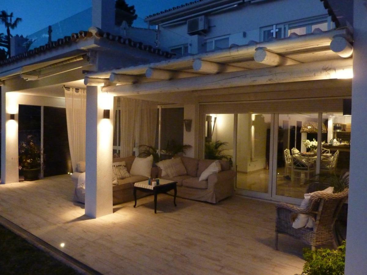 Villa Breeze Boutique Guest Rooms, Marbella Sitio de Calahonda Екстер'єр фото