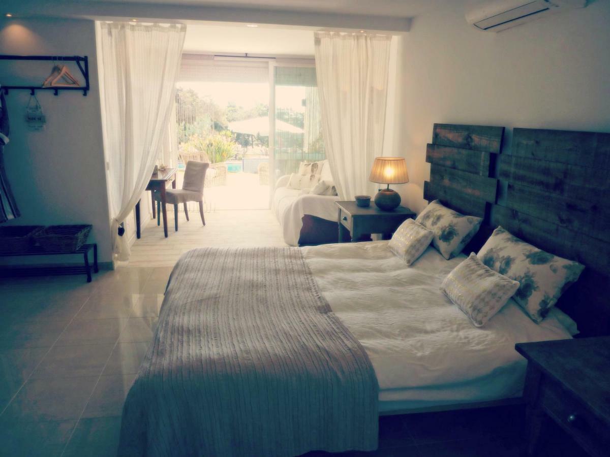 Villa Breeze Boutique Guest Rooms, Marbella Sitio de Calahonda Екстер'єр фото